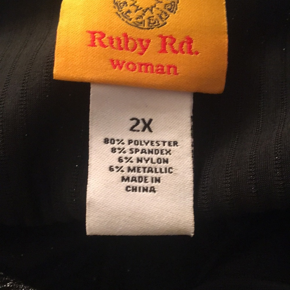 Ruby Rd Like New Black Tunic/Metallic Silver Thre… - image 4